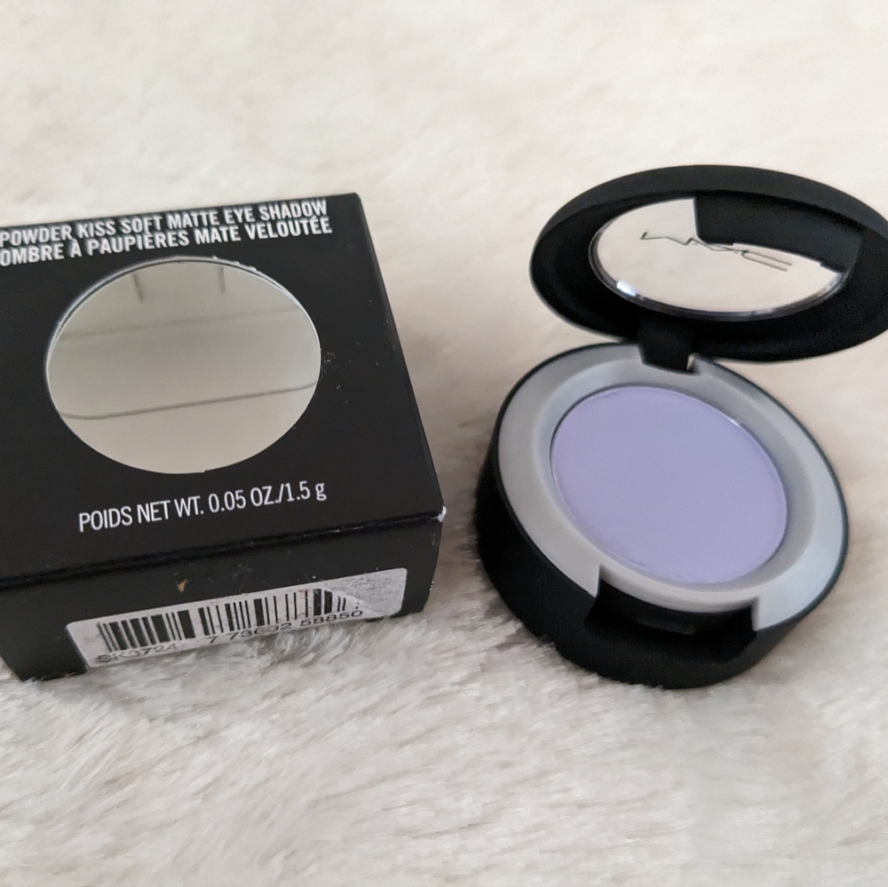 New MAC Powder Kiss Eye Shadow Such A Tulle